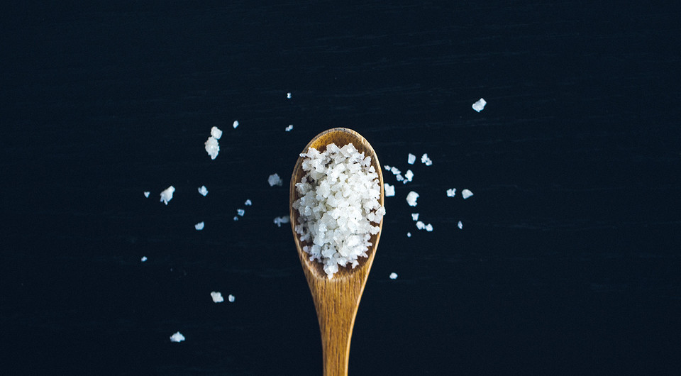Не сыпь на рану: 10 продуктов, содержащих наибольшее количество скрытой соли