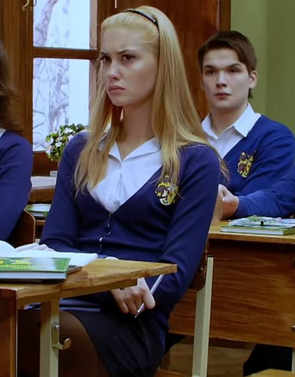 Агата Муцениеце повторила образ своей героини из «Закрытой школы»