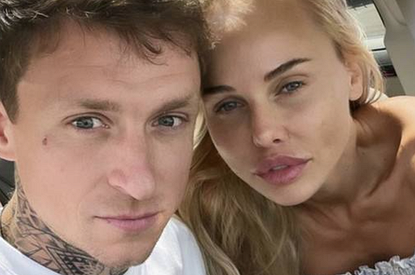 Жена Мамаева впервые показала лицо их сына (фото)