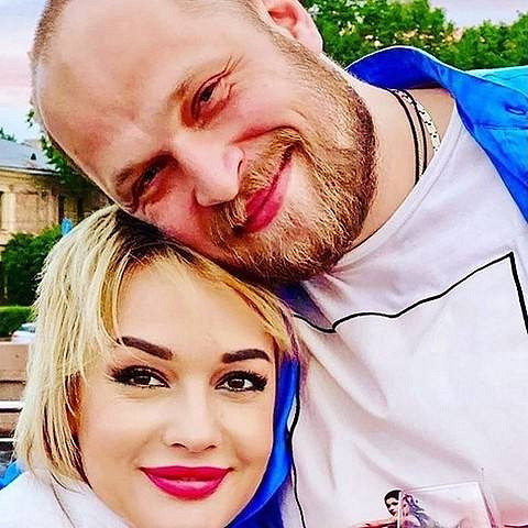 Татьяна Буланова выходит замуж за бойфренда, который младше ее на 19 лет