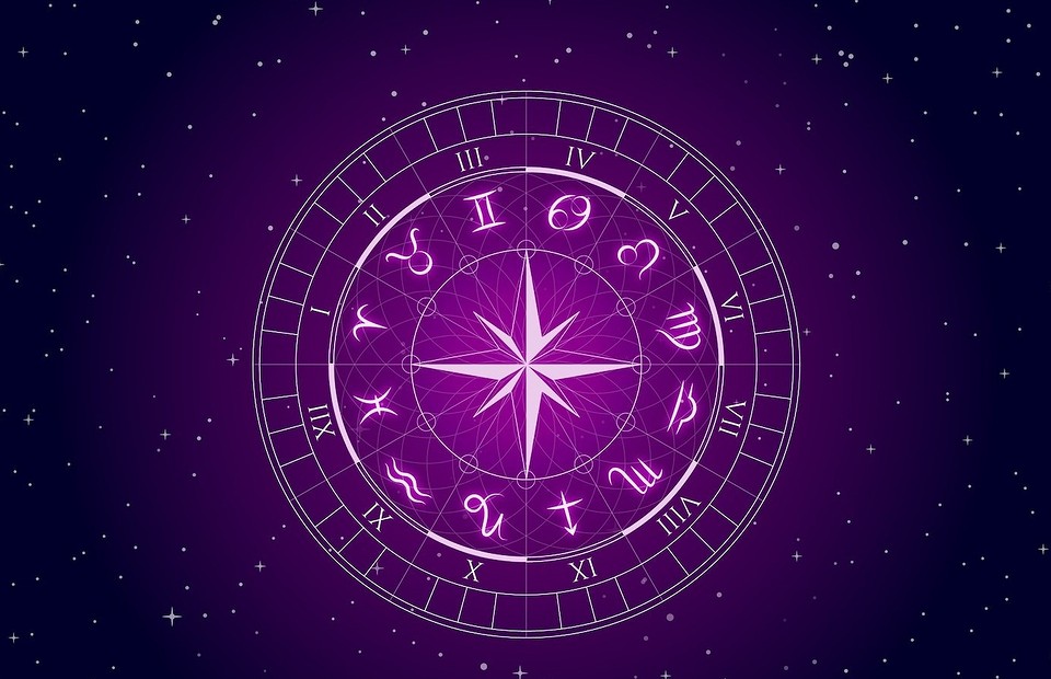 Дома в астрологии: за что отвечают 12 астрологических полей в натальной карте