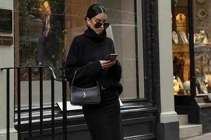 C чем носить юбку зимой: 20 образов от модных блогеров