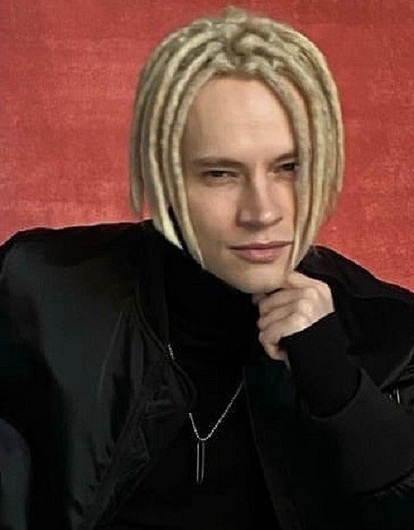 Певец SHAMAN: как шел к успеху и где познакомился с женой, которая старше на 14 лет