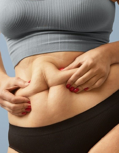 Почему выпирает живот: 7 главных причин и как его побыстрее убрать