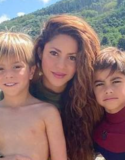 Шакира показала редкое фото с сыном