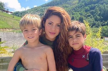 Шакира показала редкое фото с сыном