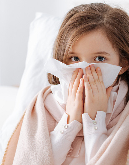 Коклюш у детей: симптомы, лечение и когда эта инфекция особенно опасна