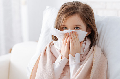 Коклюш у детей: симптомы, лечение и когда эта инфекция особенно опасна