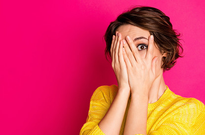 «Глаза б мои не видели!» и еще 11 запретных фраз, которые провоцируют болезни