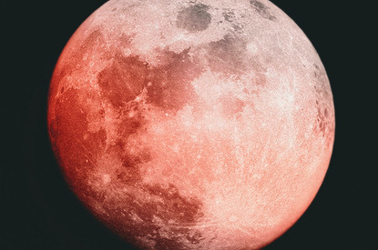 Полное лунное затмение 8 ноября 2022: на кого сильнее повлияет и как себя вести в этот день