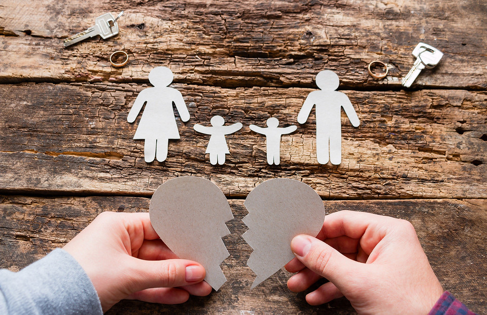 Как помочь ребенку пережить развод родителей: советы психотерапевта