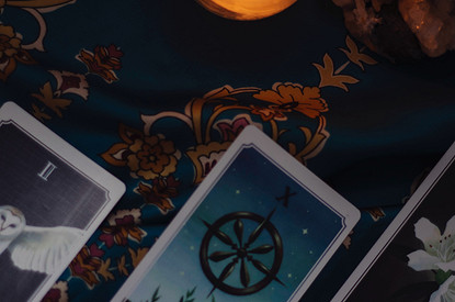 Гороскоп Таро на декабрь 2022: что приготовил твоему знаку зодиака личный аркан