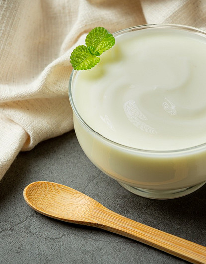 Правильный йогурт: калорийность, состав и еще 5 признаков качественной «молочки»