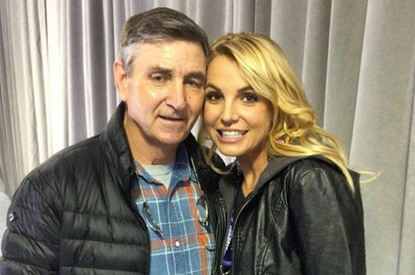 «Я спас жизнь дочери»: отец Бритни Спирс дал первое интервью за последние 10 лет