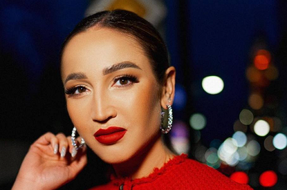 Ольга Бузова устроила новоселье с друзьями в своей новой квартире