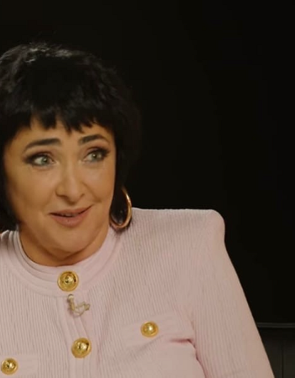 Лолита закрутила роман с поклонником