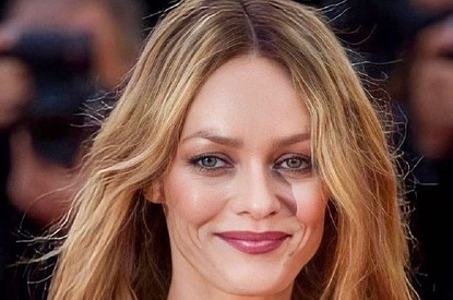 Ванессе Паради — 50: как пережила развод с Джонни Деппом и с кем счастлива сегодня