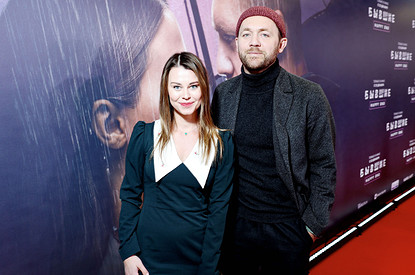 Шведов пришел с женой, а Аксенова — с мамой: как прошла премьера фильма «Бывшие. Happy End»