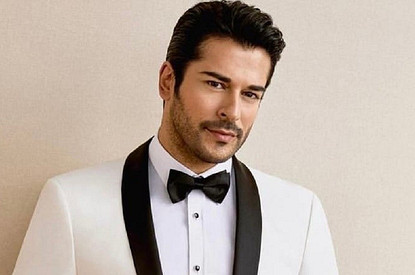 Бурак Озчивит: долгий путь к успеху, знакомство с женой и слухи об изменах