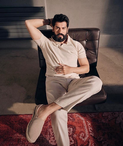 Бурак Озчивит: долгий путь к успеху, знакомство с женой и слухи об изменах