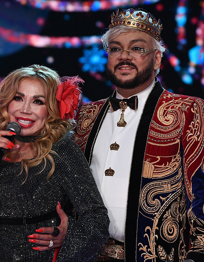 «Предсказания: 2023», «Маска+Аватар» и не только: что посмотреть в новогоднюю ночь по ТВ