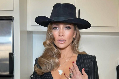 «Мы устроили хаос»: как прошло первое Рождество Дженнифер Лопес и Бена Аффлека