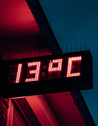 Ангельская нумерология 13:13 на часах: что означает это совпадение