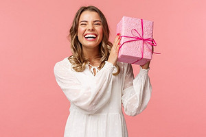 6 полезных подарков на Новый год для сестры или подруги