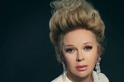 Елене Валюшкиной — 60: два развода, клиническая смерть и новая любовь