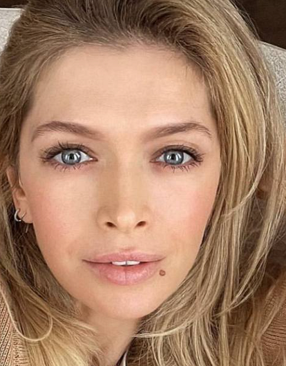 Веру Брежневу заподозрили в беременности