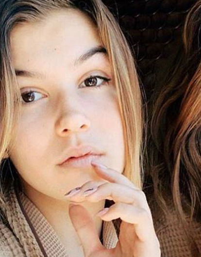 Анна Седокова трогательно поздравила дочь с 18-летием