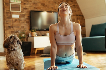 Пилатес для начинающих: простые упражнения в домашних условиях