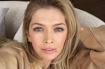 Веру Брежневу заподозрили в беременности