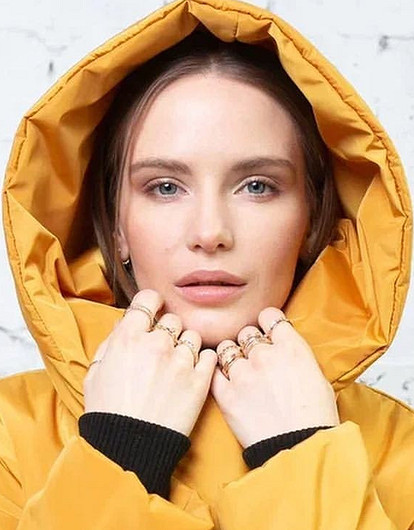 «Теплые чувства»: 20 стильных пуховиков