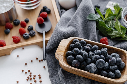 Черника и голубика: 10 пар продуктов, которые постоянно путают