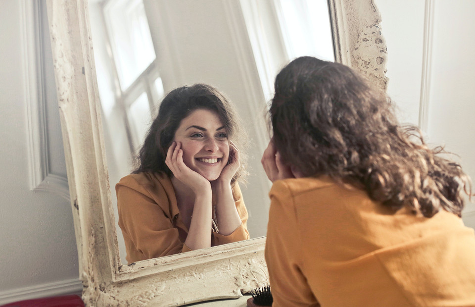 Как полюбить себя и повысить самооценку: 11 шагов, которые стоит сделать каждому