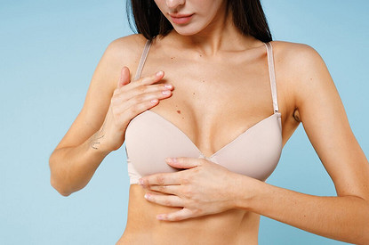 Дело не в размере: 6 причин для уменьшения груди