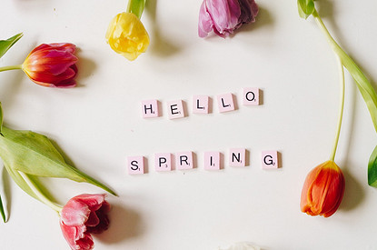 Держим курс на весну: 10 свежих идей для украшения дома (видео)