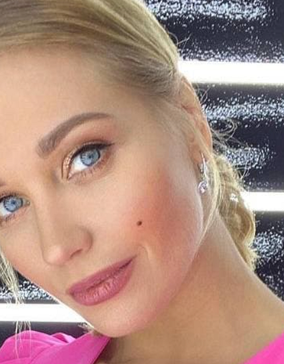 Кристину Асмус срочно увезли в клинику прямо со съемочной площадки