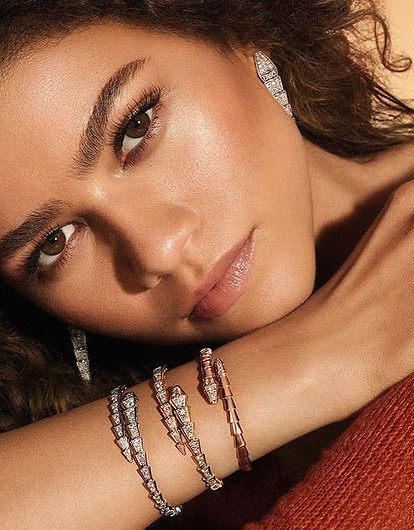 Тест дня: угадай по глазам, кто изображен на фото