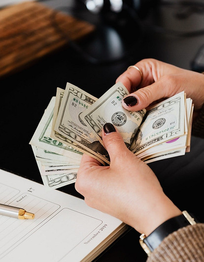 4 места в доме, где нельзя хранить сбережения по фэншуй (и где можно)