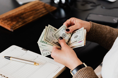 4 места в доме, где нельзя хранить сбережения по фэншуй (и где можно)