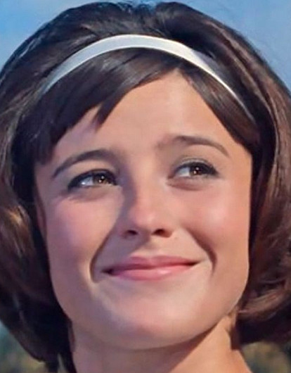 Яркие бьюти-образы из советского кино, которые актуальны и сегодня