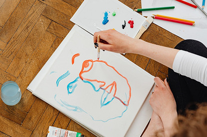 Арт-терапия: как рисование может помочь раскрыть себя (и не только)