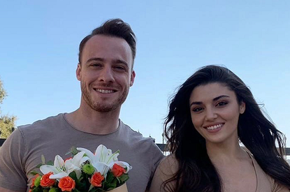 СМИ: Ханде Эрчел и Керем Бюрсин расстались