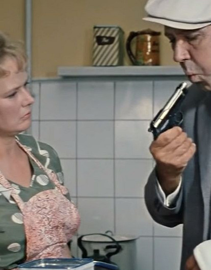 «Отправила за сливками, а он купил сливы»: истории о мужьях, с которыми не соскучишься