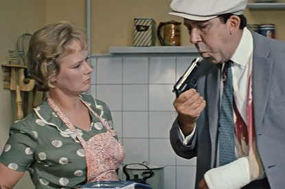 «Отправила за сливками, а он купил сливы»: истории о мужьях, с которыми не соскучишься