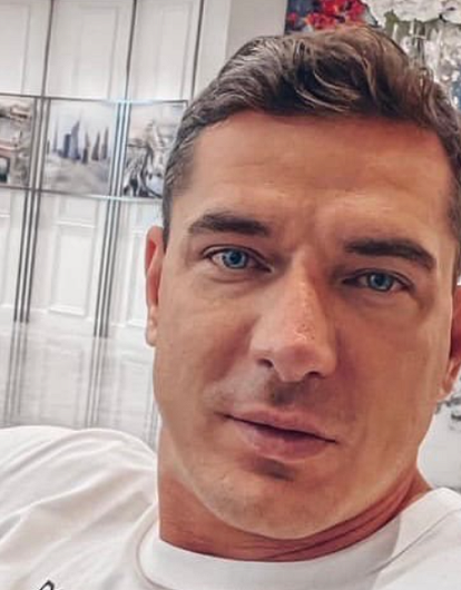 «Пойду искать работу»: Курбан Омаров похвастался машиной за 30 миллионов рублей