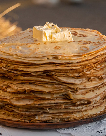 Как приготовить вкусные блины на Масленицу 2024: рецепты и секреты