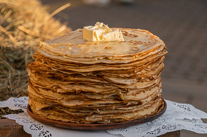 Как приготовить вкусные блины на Масленицу 2024: рецепты и секреты